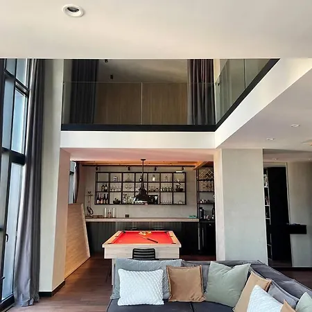 Nedi'S Loft: Pool Table And Sauna *