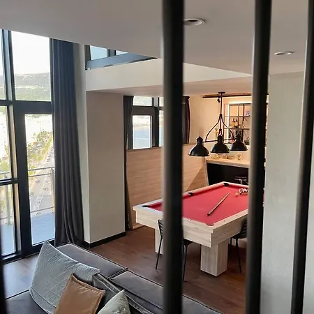 Nedi'S Loft: Pool Table And Sauna