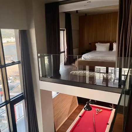 Nedi'S Loft: Pool Table And Sauna Apartment